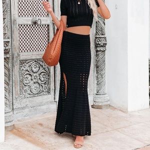 Vici Fore black Joplin crochet maxi skirt L